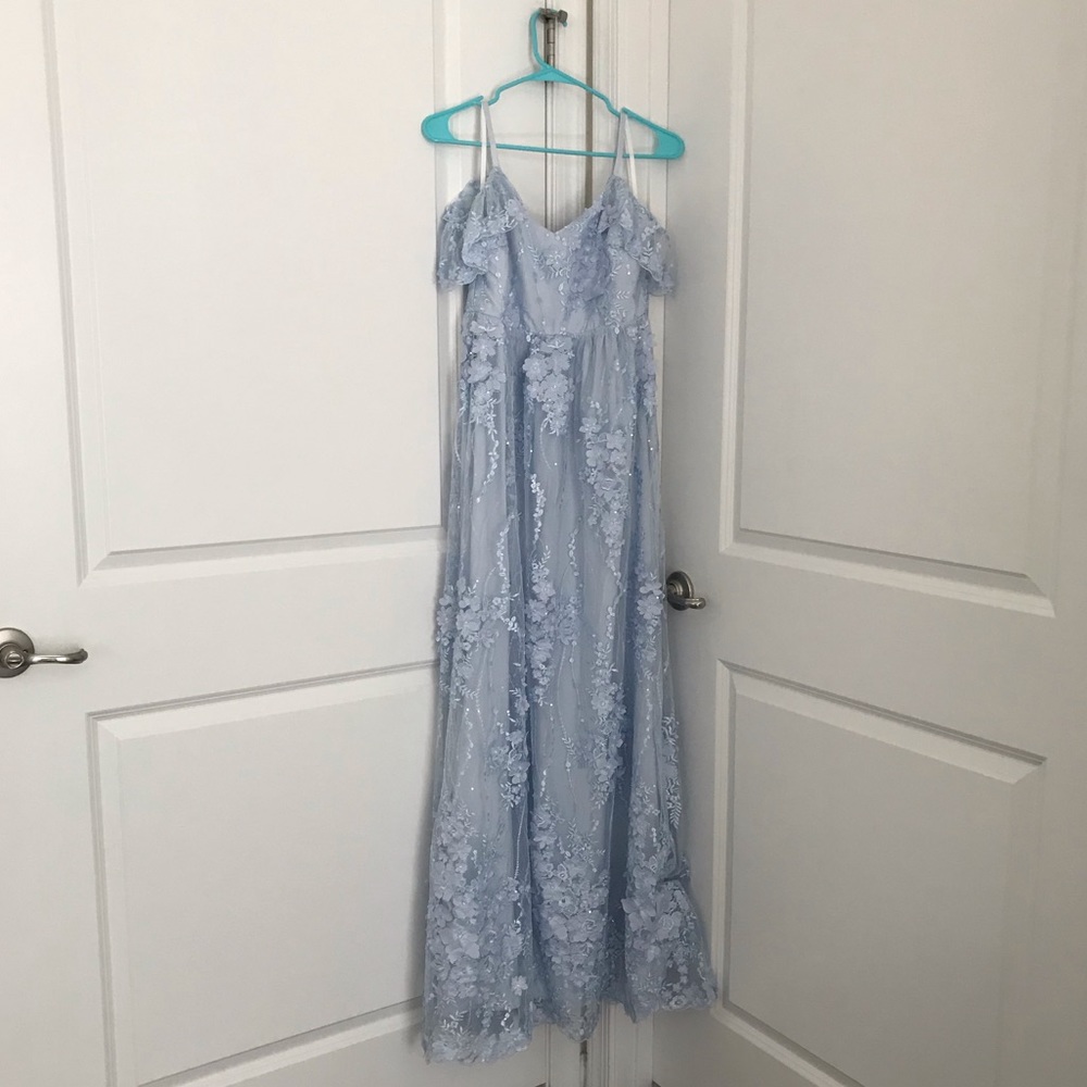 Light Blue Lace Cold-Shoulder Evening Dress